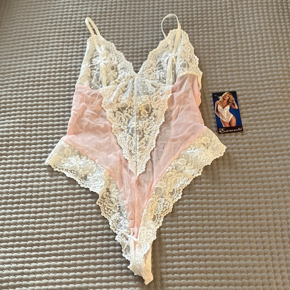 Elegant Lace Chemise in Soft Pink and White